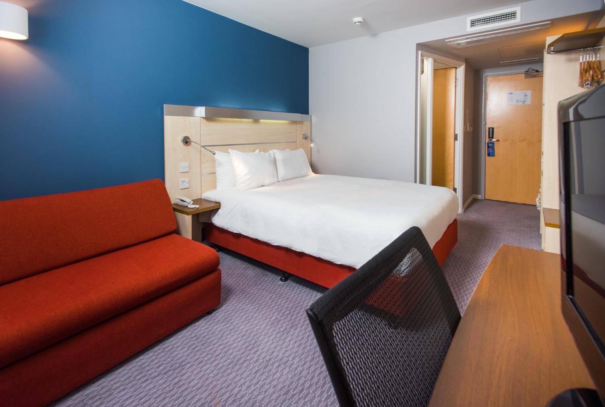 Holiday Inn Express Swindon City Centre By Ihg Luaran gambar