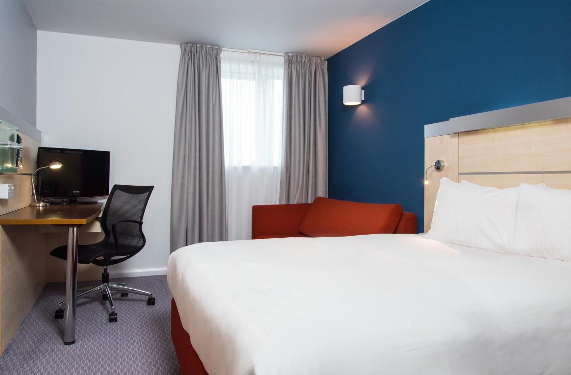 Holiday Inn Express Swindon City Centre By Ihg Luaran gambar