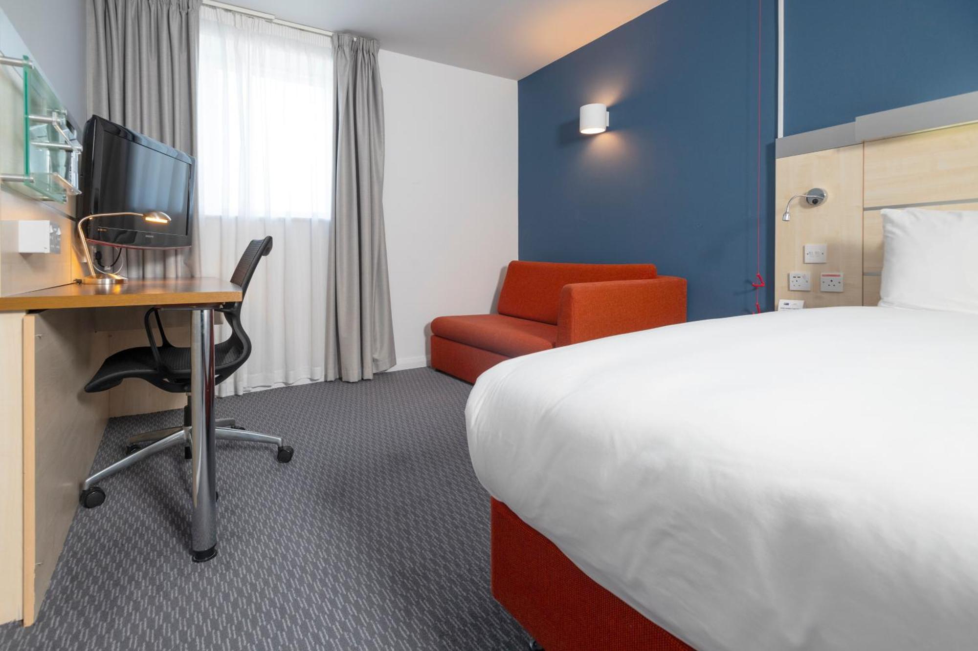Holiday Inn Express Swindon City Centre By Ihg Luaran gambar