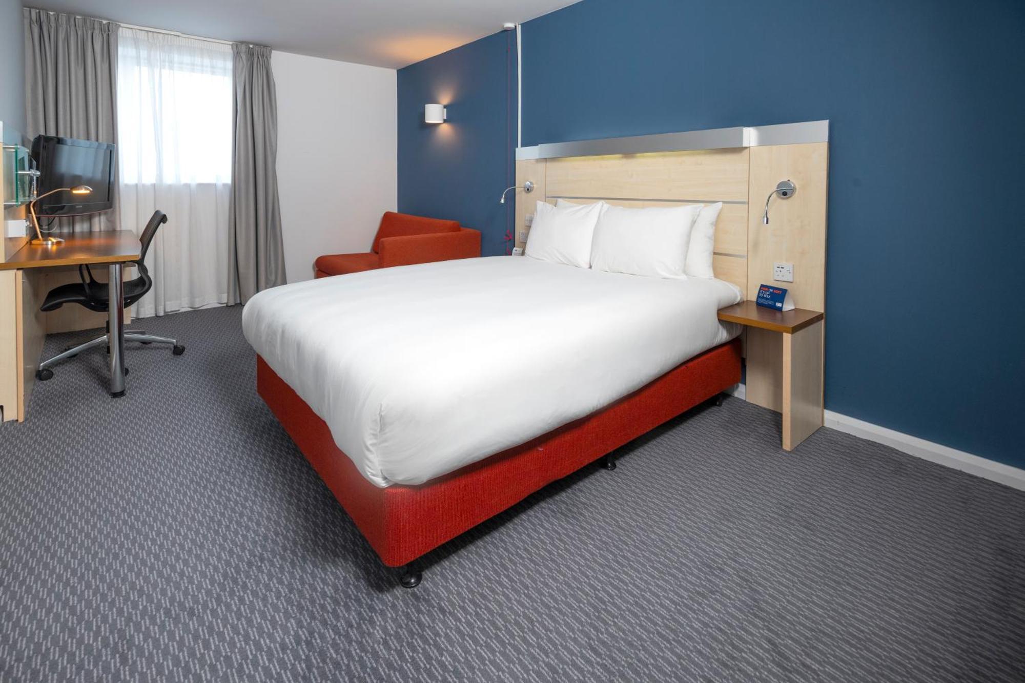 Holiday Inn Express Swindon City Centre By Ihg Luaran gambar
