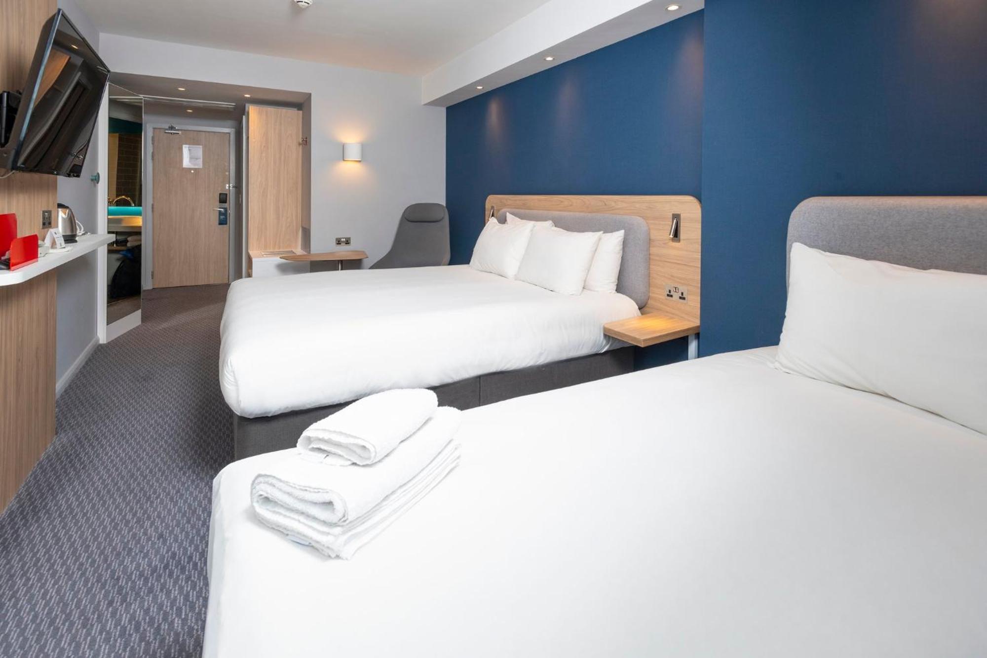 Holiday Inn Express Swindon City Centre By Ihg Luaran gambar