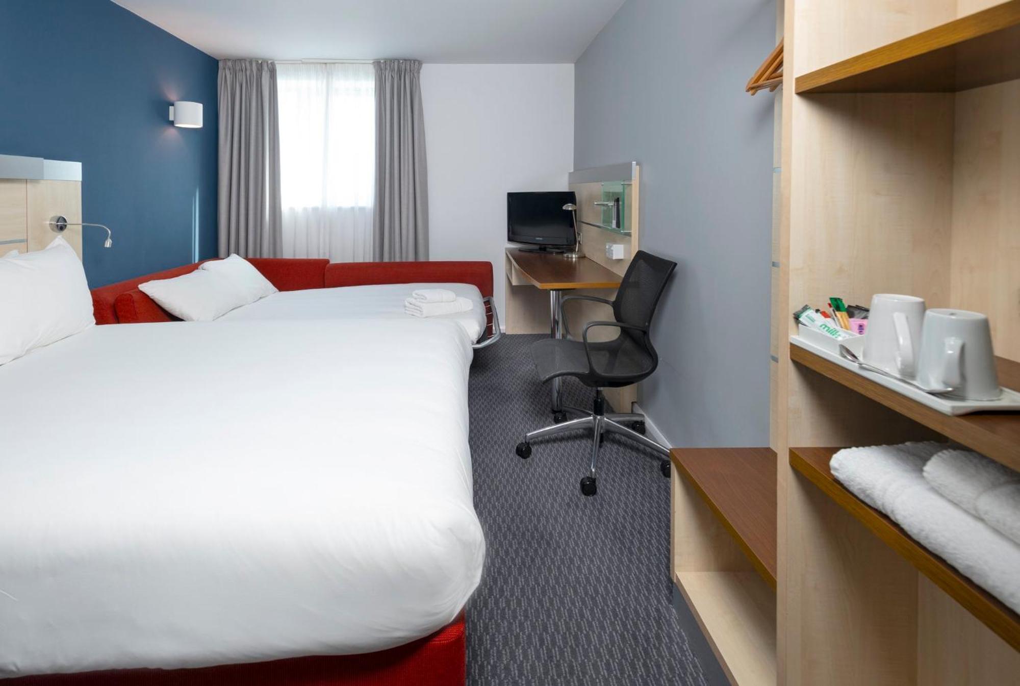 Holiday Inn Express Swindon City Centre By Ihg Luaran gambar