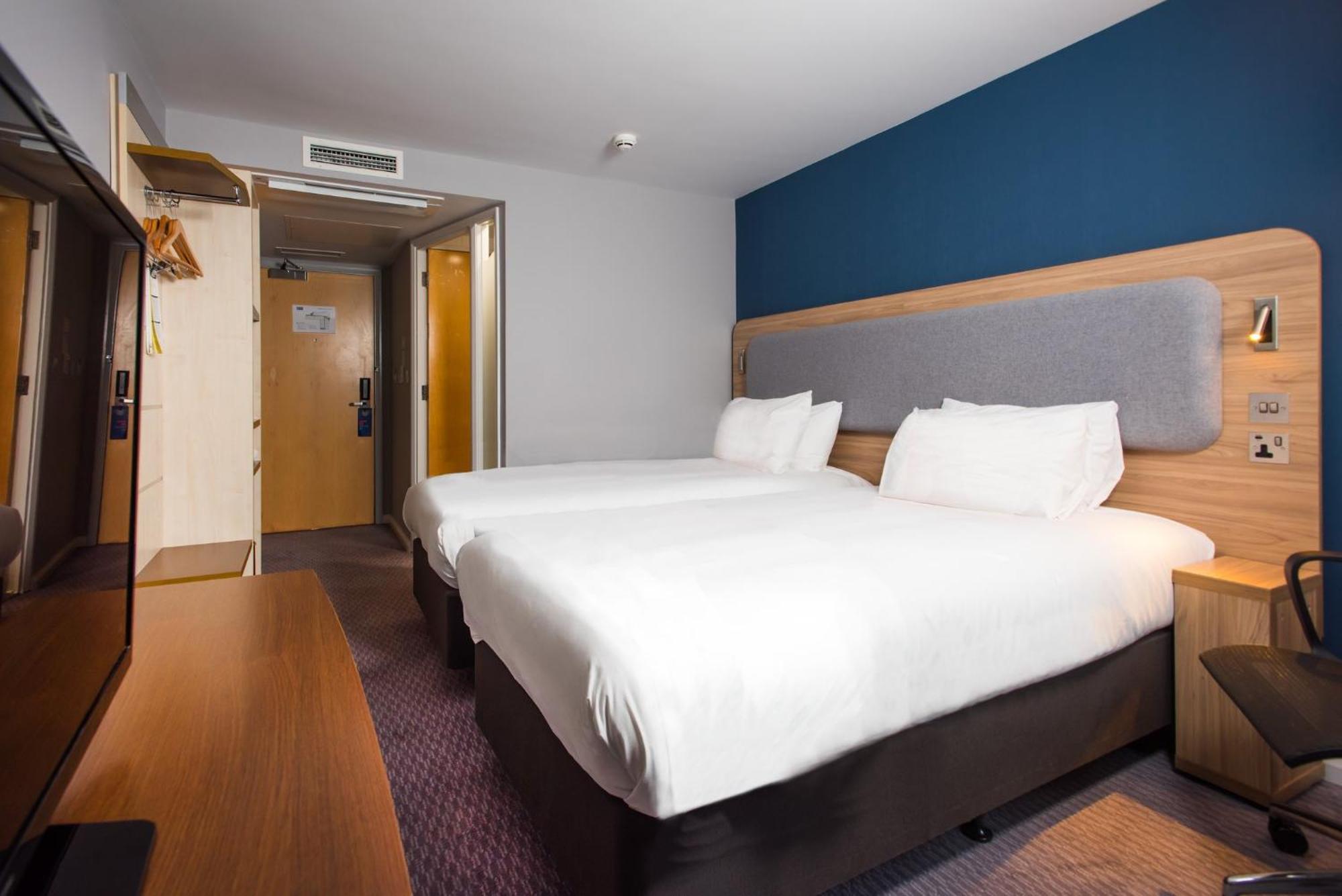 Holiday Inn Express Swindon City Centre By Ihg Luaran gambar