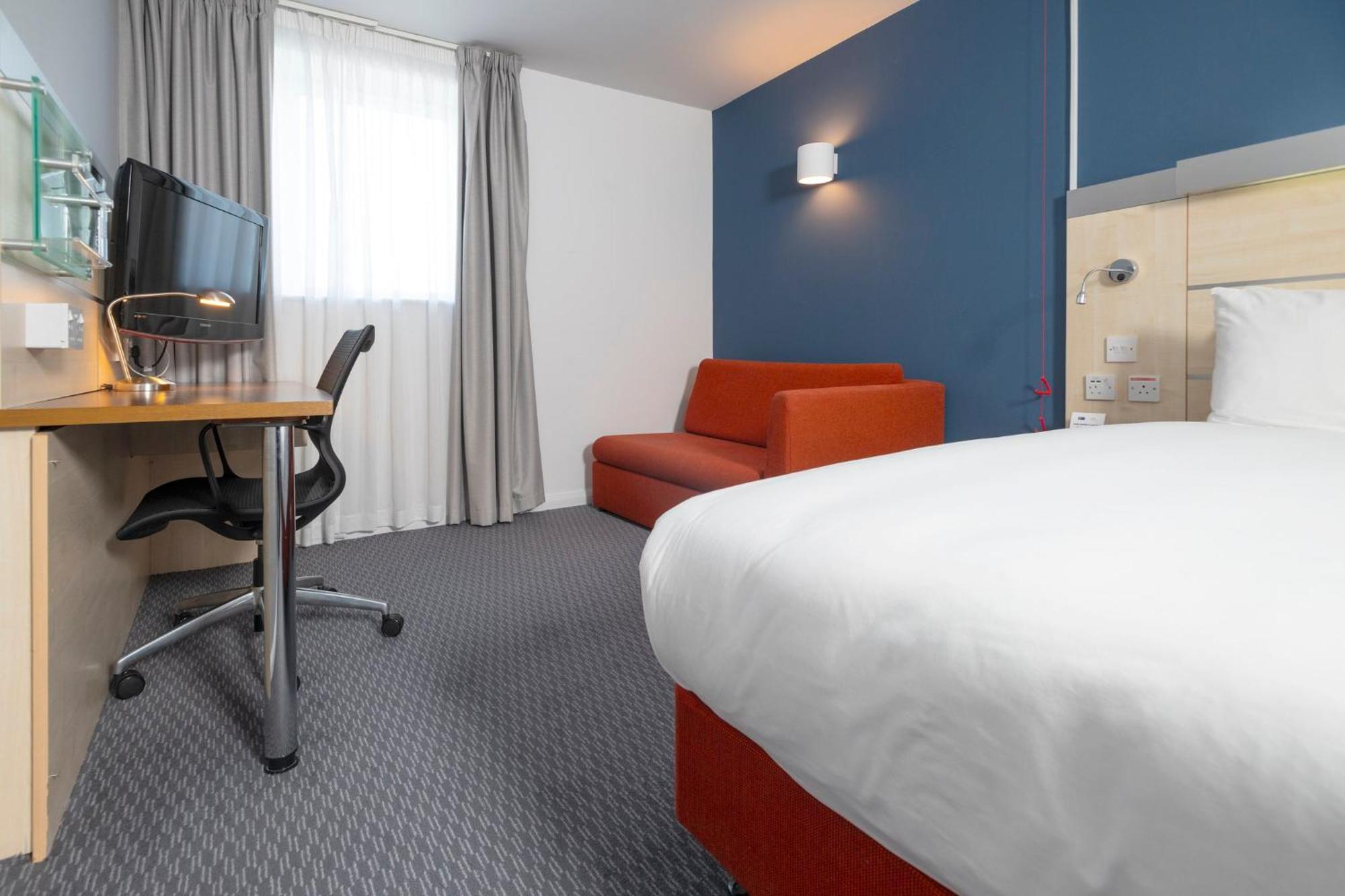 Holiday Inn Express Swindon City Centre By Ihg Luaran gambar