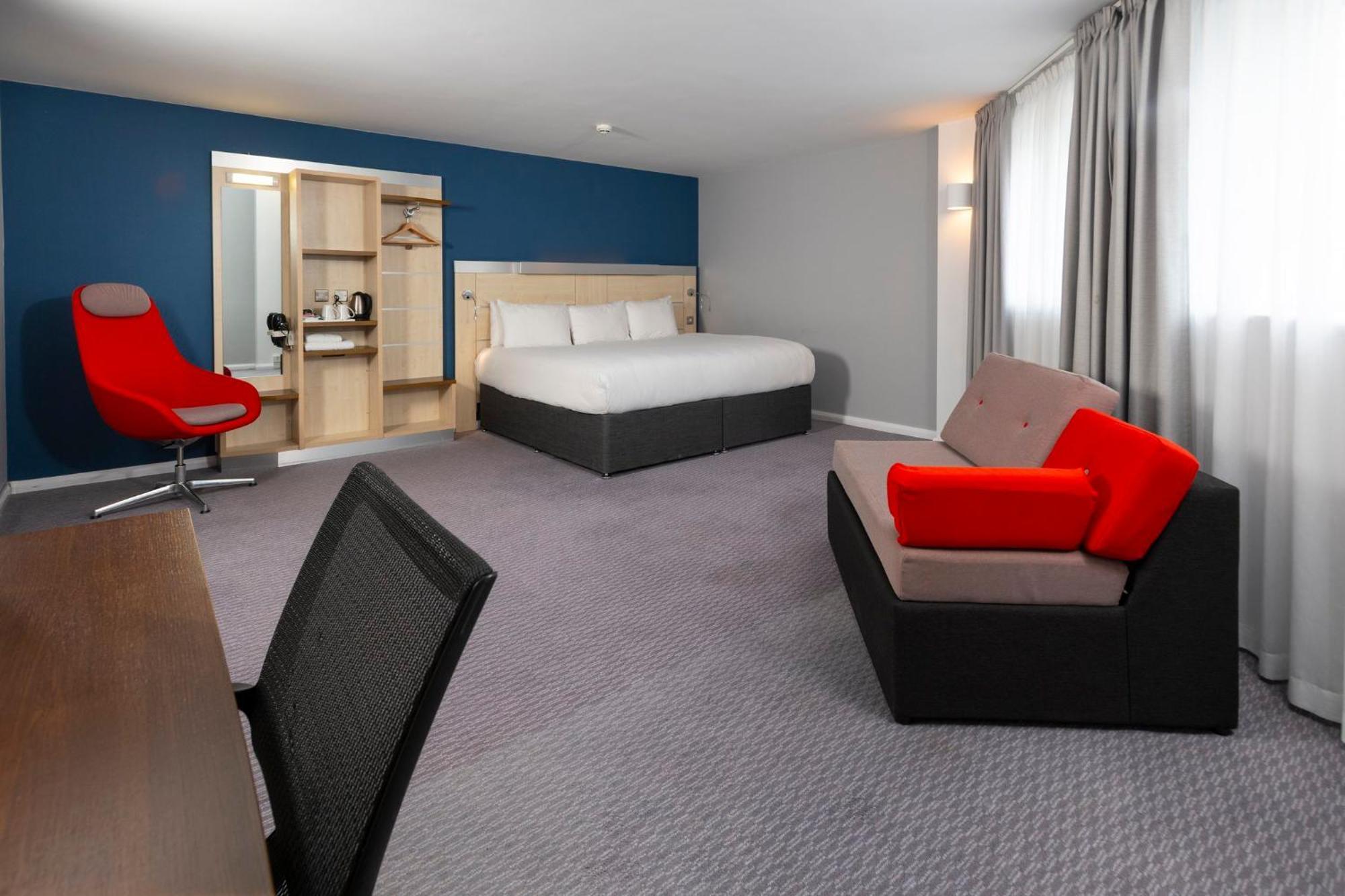 Holiday Inn Express Swindon City Centre By Ihg Luaran gambar