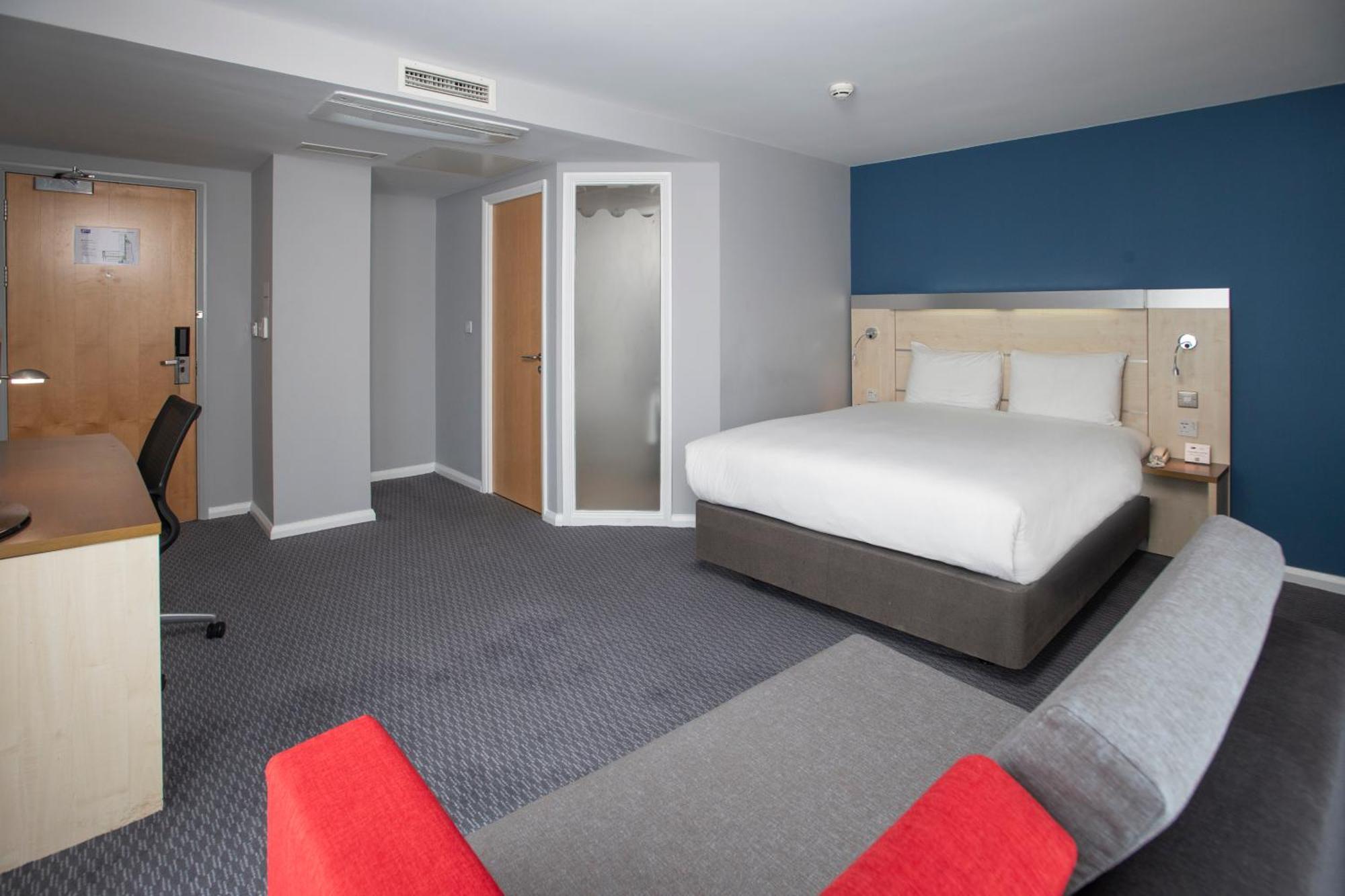 Holiday Inn Express Swindon City Centre By Ihg Luaran gambar