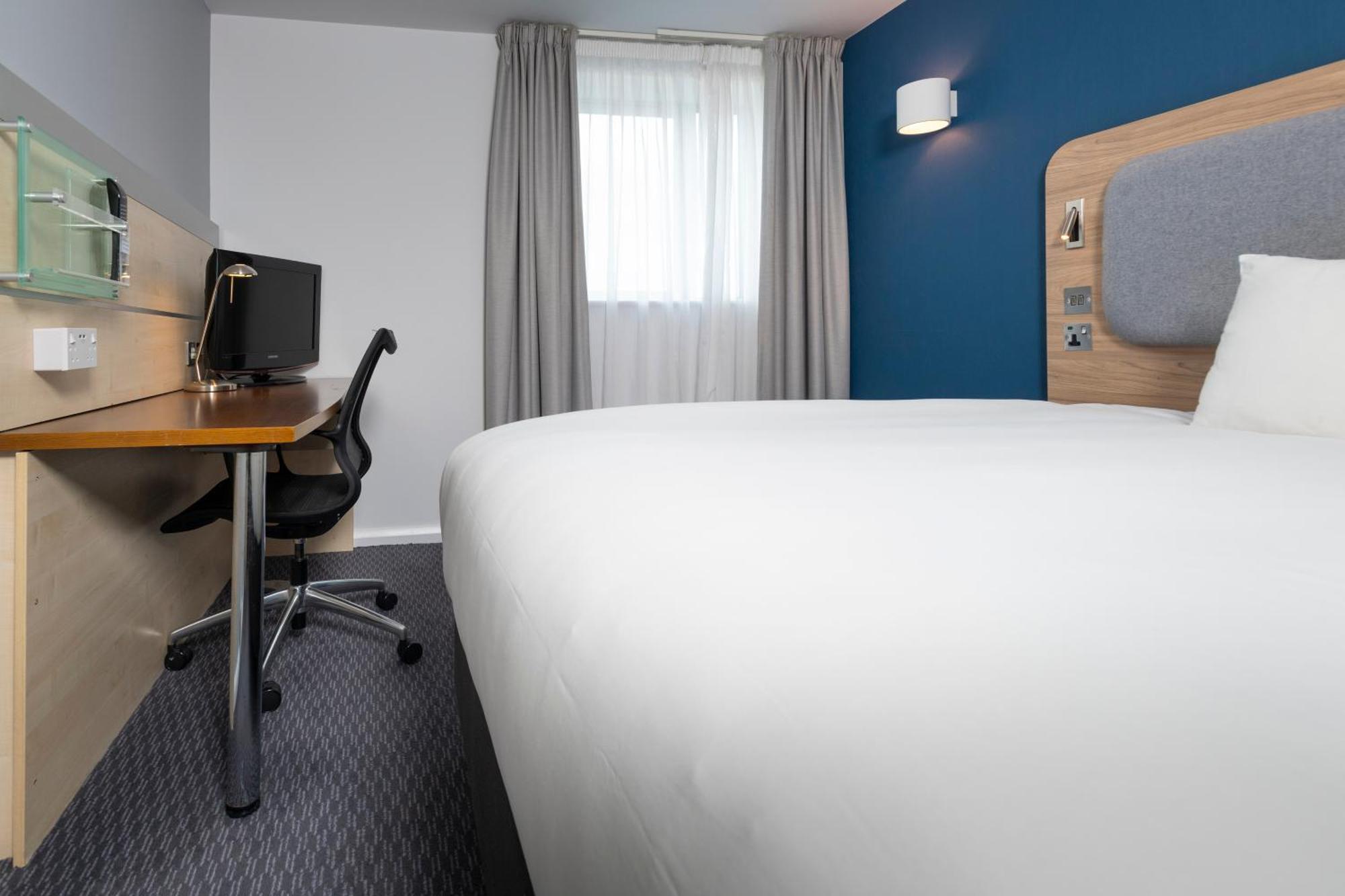 Holiday Inn Express Swindon City Centre By Ihg Luaran gambar