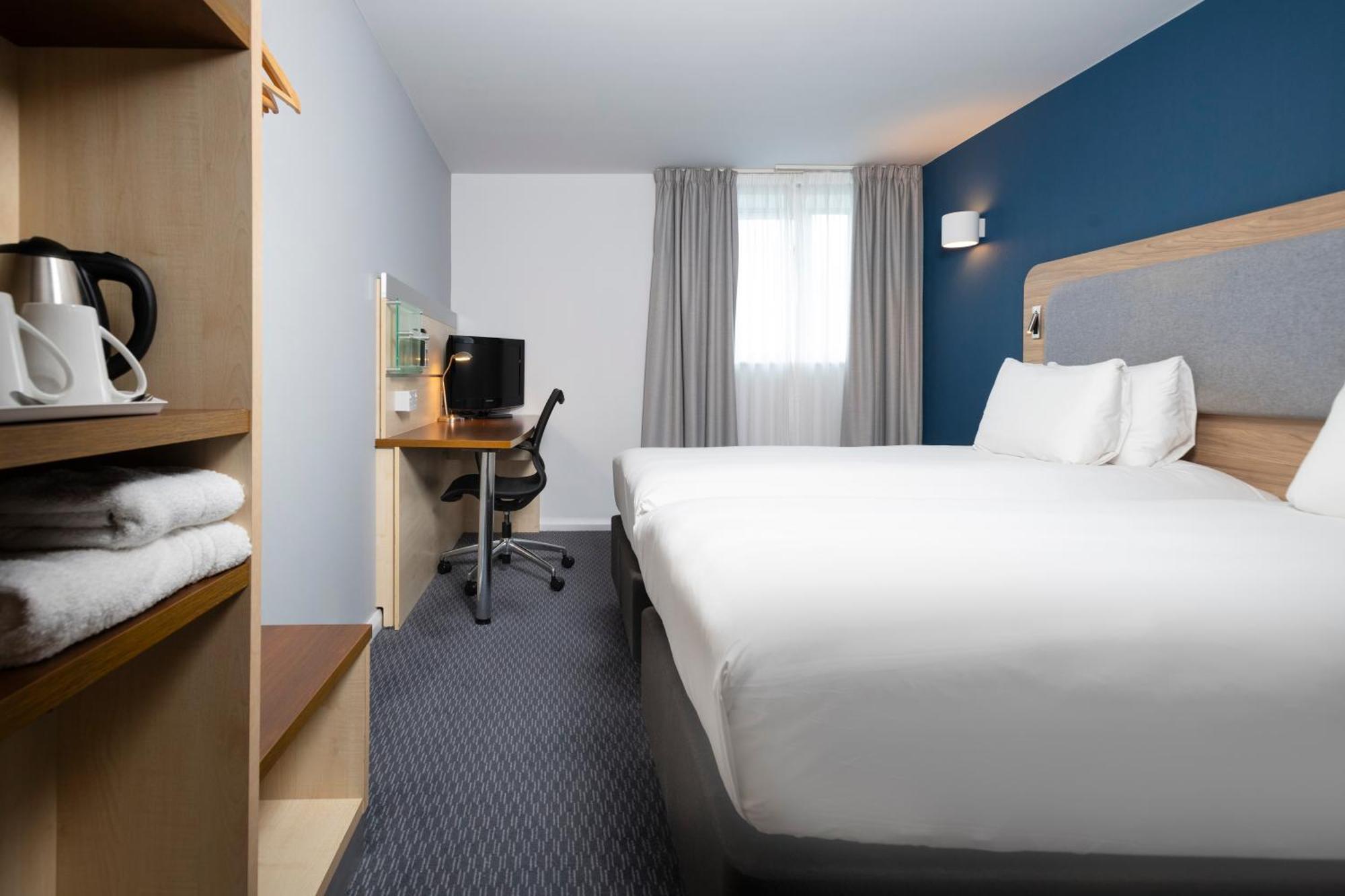 Holiday Inn Express Swindon City Centre By Ihg Luaran gambar