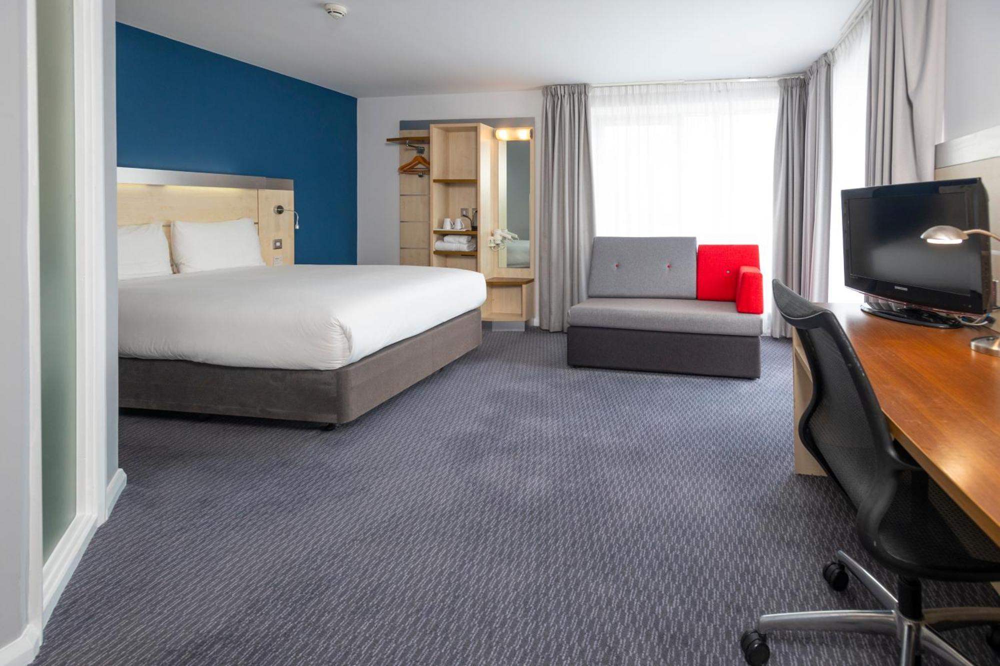 Holiday Inn Express Swindon City Centre By Ihg Luaran gambar