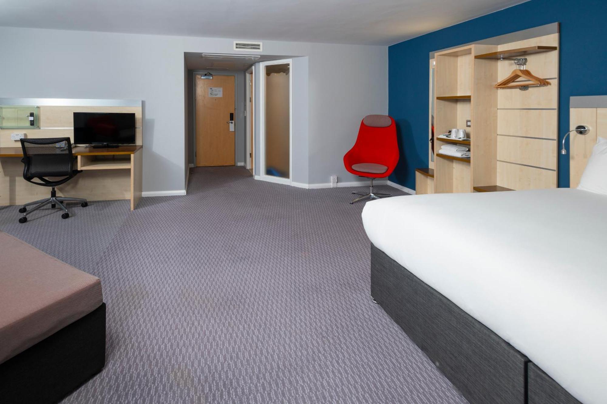 Holiday Inn Express Swindon City Centre By Ihg Luaran gambar